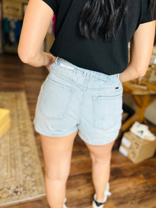BELTED SHORTS