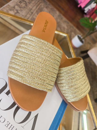FATE SANDALS