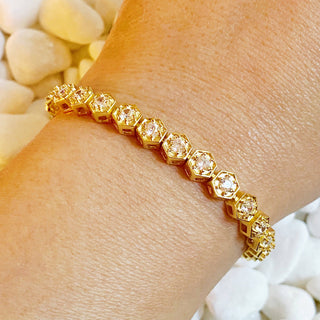 HAND LINKED TENNIS BRACELET