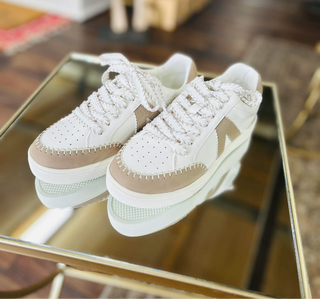 ITZIA SNEAKER