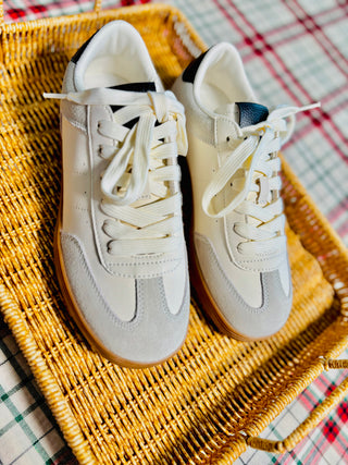 LAUREN SNEAKER