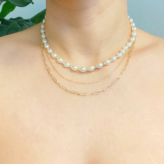 LAYERED PEARL AND CHAIN NECKLACE