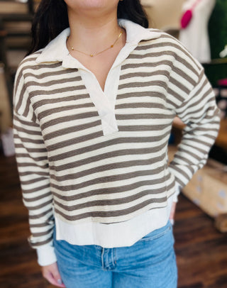 COLLARED CONNIE