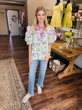 FLORAL & FIZZ