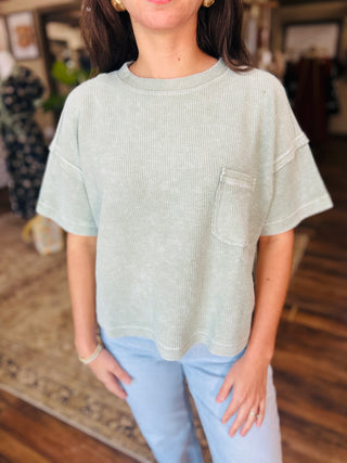 RELAXED AND RIBBED