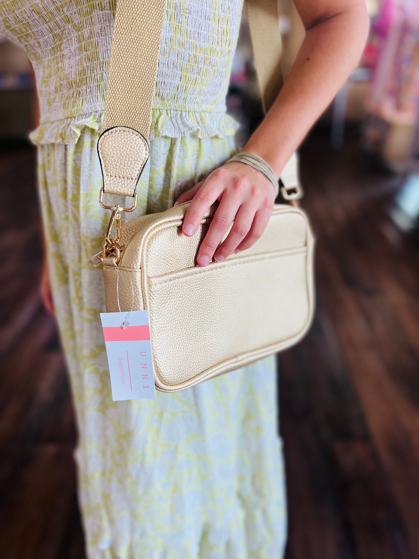 CROSSBODY & FANNY