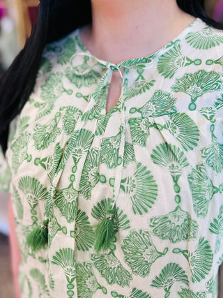 GREEN MOTIF-PLUS