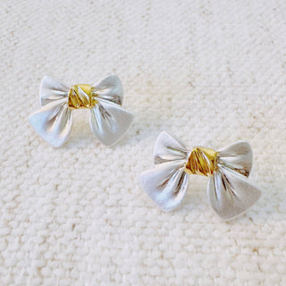 SILVER BOW STUD EARRINGS
