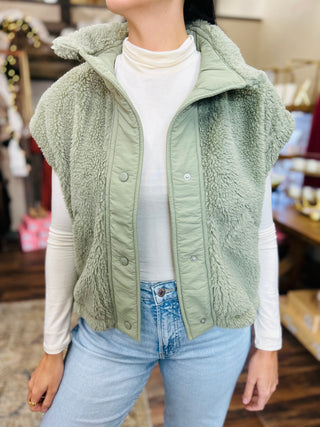 PLUSH SHERPA VEST