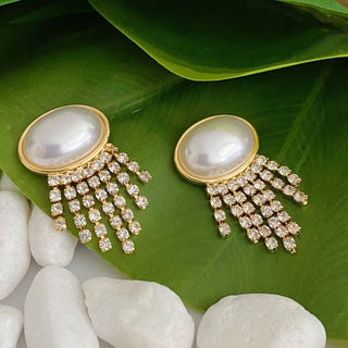PEARL BUTTON CASCADE SHINE EARRINGS