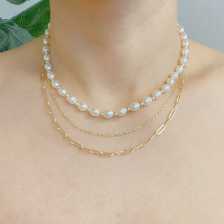 LAYERED PEARL AND CHAIN NECKLACE
