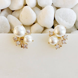 ESTATE PEARL AND SHINE STUD EARRINGS