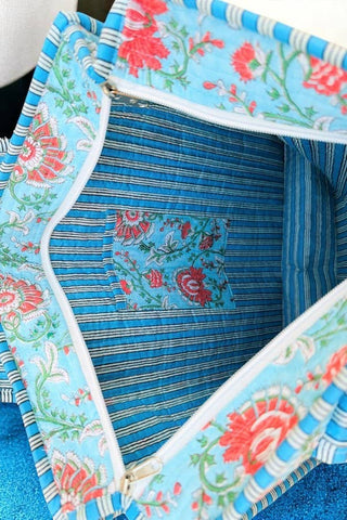 MEADOW FLORAL TOTE BAG