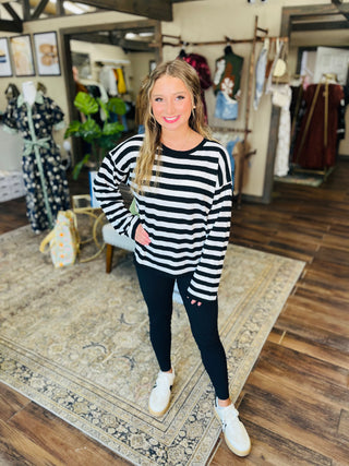 KNITTED STRIPES