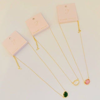 GLASS JEWELED NECKLACE