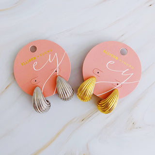CABLED TEARDROP STUD EARRING