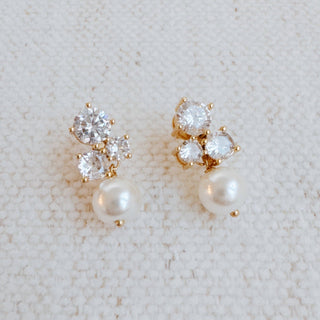 GOLDEN SPARKLE PEARL DROP EARRINGS