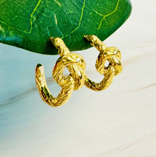 TEXTURED AND KNOTTED HOOP EARRINGS