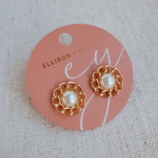 CLASS OF NOBLE PEARL EARRINGS
