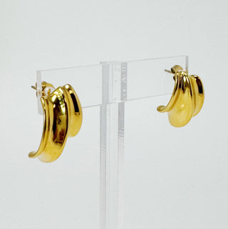KELLY GOLD HOOP EARRINGS