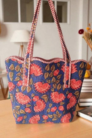 RUSTIC GARDEN FLORAL SCALLOPED TOTE *PREORDER*