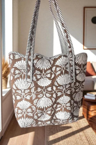 MAPLE BLOSSOM SCALLOPED TOTE *PREORDER*